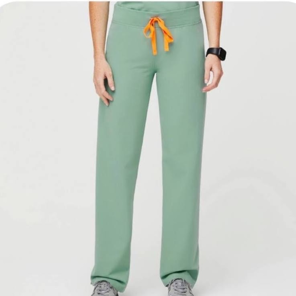 Figs Livingston Scrub Pants in Jade